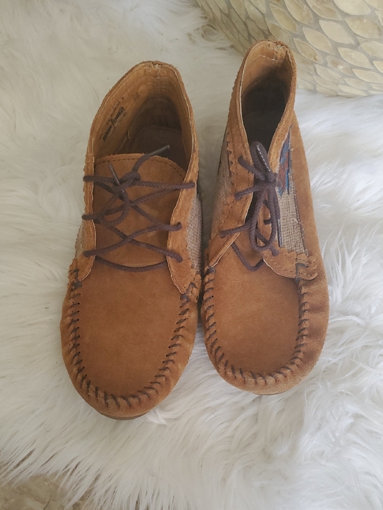 Minnetonka Shoes - Minnetonka Chestnut Suede Chukka Moccasin Boots
